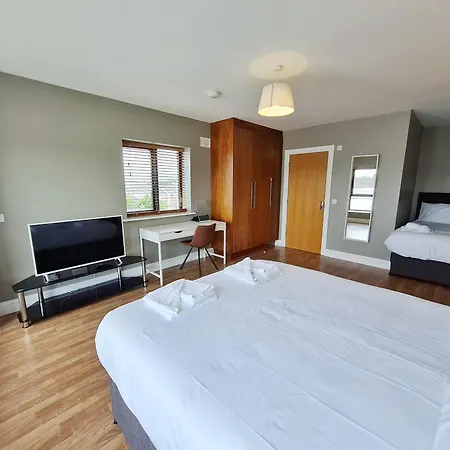Suburban Penthouse -no 1